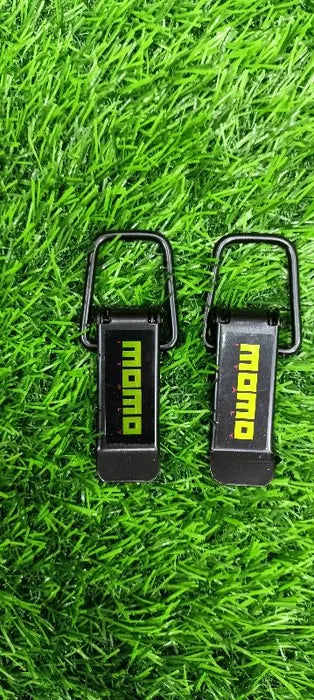 Seat belt clip